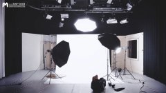 <b>直播真的能拯救一切吗？</b>