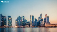 失控的“新经济”：当效率神话沦为流量游戏