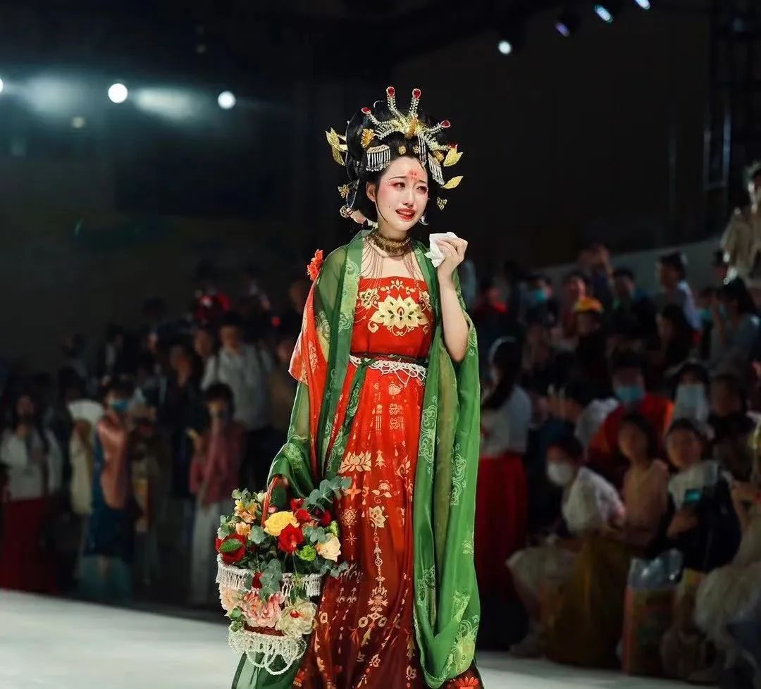 汉服店的一百种死法 汉服店的一百种死法