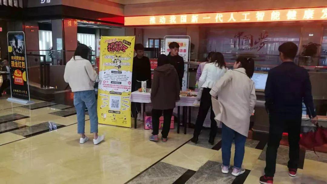 半年融资45亿，1年死掉50%，社区拼团一开始就是