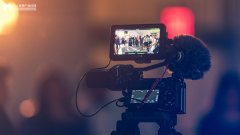 利用KANO模型，分析快手和抖音的典型功能